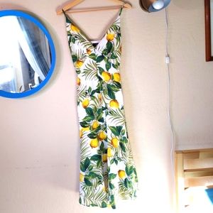 Cute xs lemon sundress from Aakaa